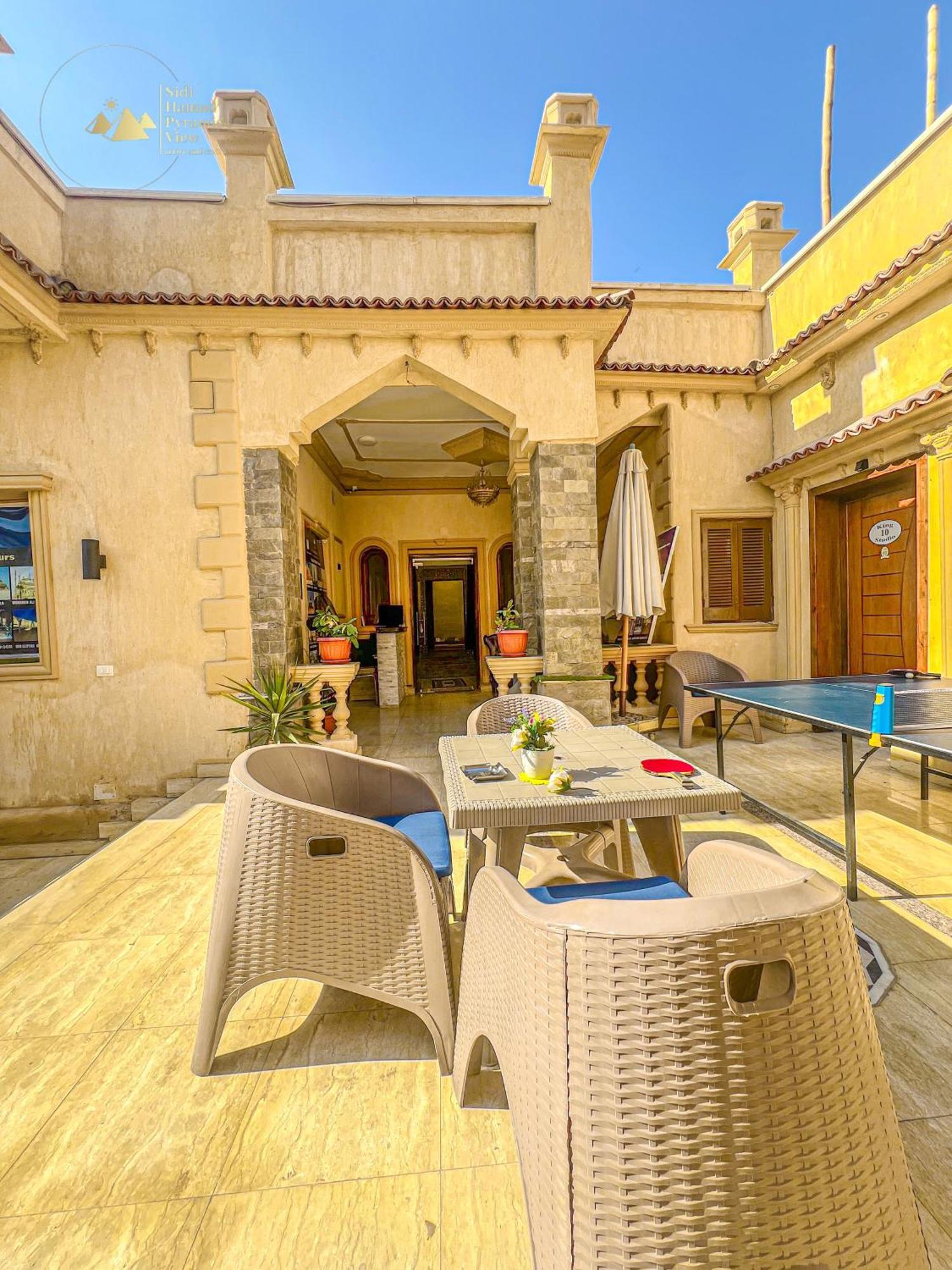 Sidi Hamad Pyramids View Hotel Kafret el-Gabal Kültér fotó