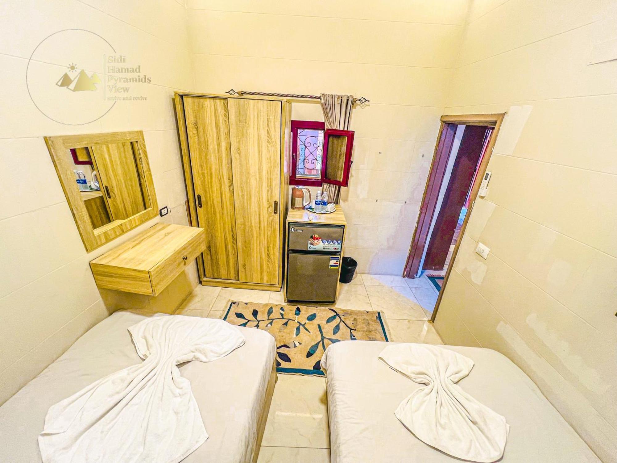 Sidi Hamad Pyramids View Hotel Kafret el-Gabal Kültér fotó