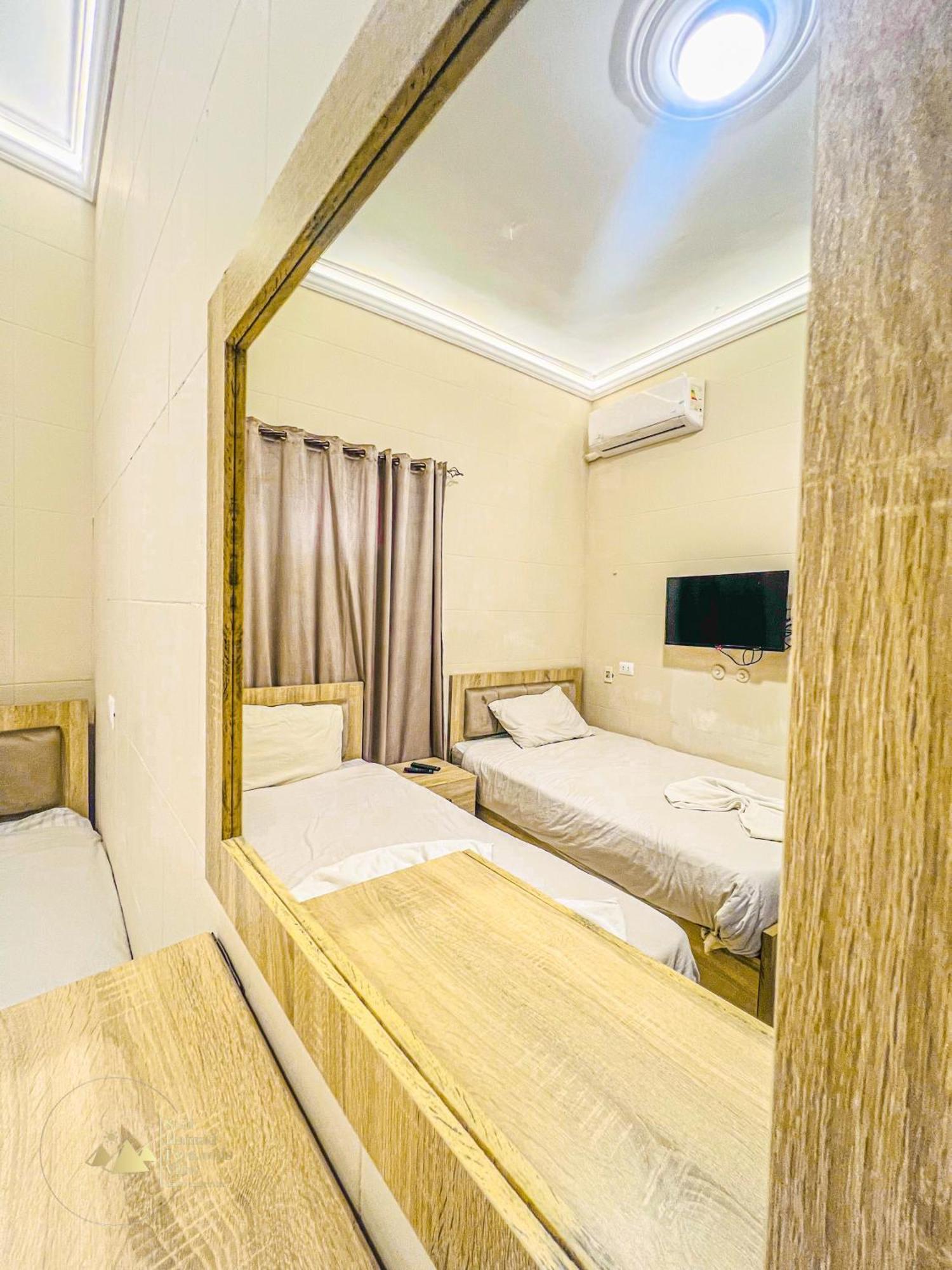 Sidi Hamad Pyramids View Hotel Kafret el-Gabal Kültér fotó
